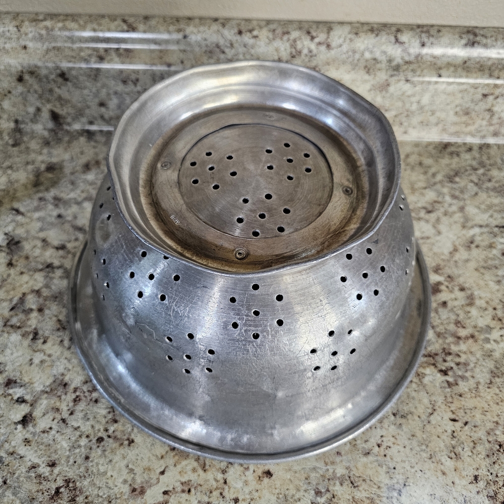 "Vintage" Stainless Steel Colander - Picture 6 of 13